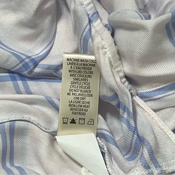 Max Studio Soft Lightweight Surplice Plaid Top Longer Back Fit Size XS - Picture 10 of 11